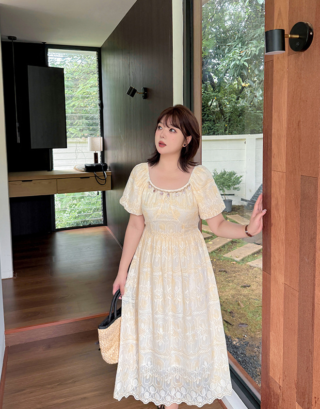 大きいサイズ レディース 貝殻型飾り付きスクエアネック花柄刺繍レースワンピース LL 3L 4L 5L