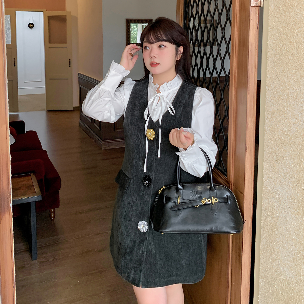 大きいサイズ レディース リボンフレンチシャツ+フラワーボタンサスペンダーワンピース2点セット LL 3L 4L 5L