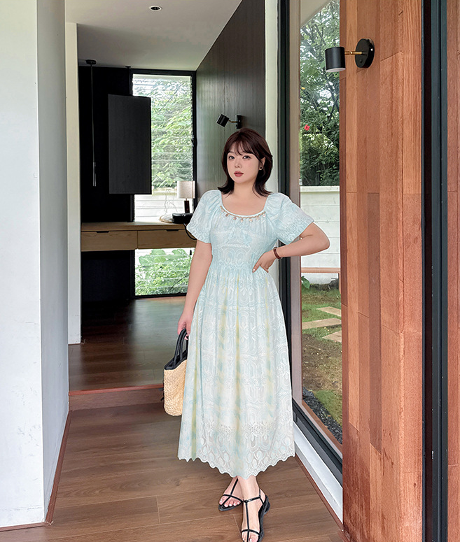 大きいサイズ レディース 貝殻型飾り付きスクエアネック花柄刺繍レースワンピース LL 3L 4L 5L