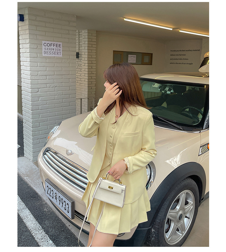 大きいサイズ レディース Vネックスリーピース カジュアルスーツ(スーツジャケット/ベスト/プリーツショートスカート) LL 3L 4L 5L