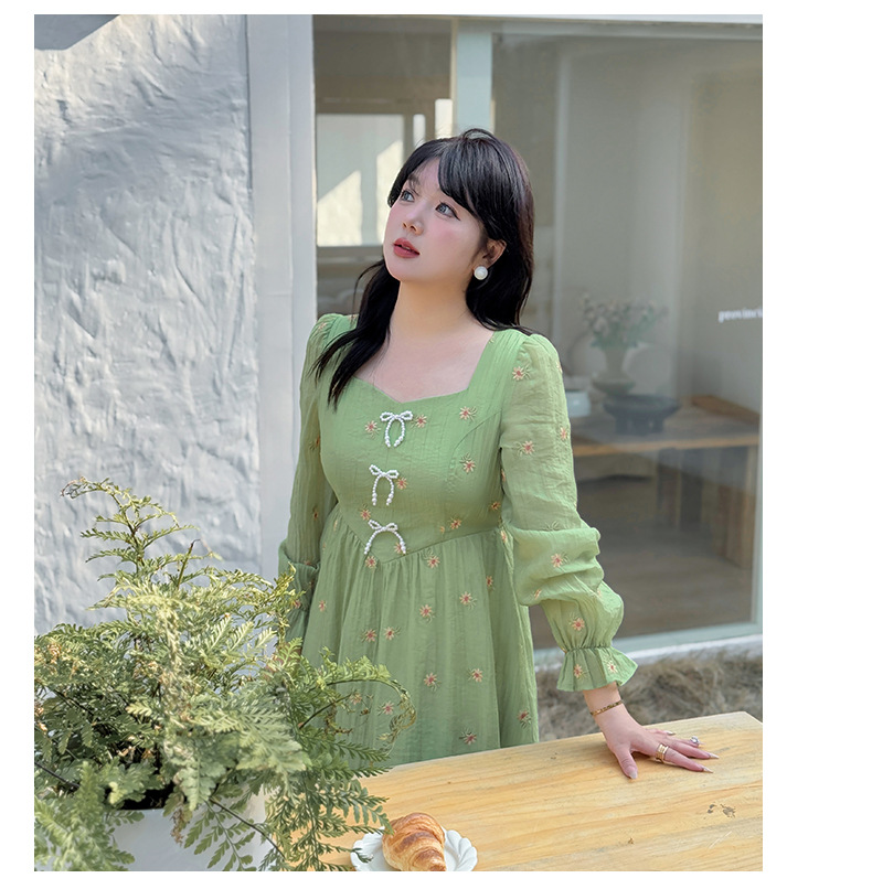 大きいサイズ レディース ビーズリボン付きスクエアネック花柄刺繍ワンピース LL 3L 4L 5L