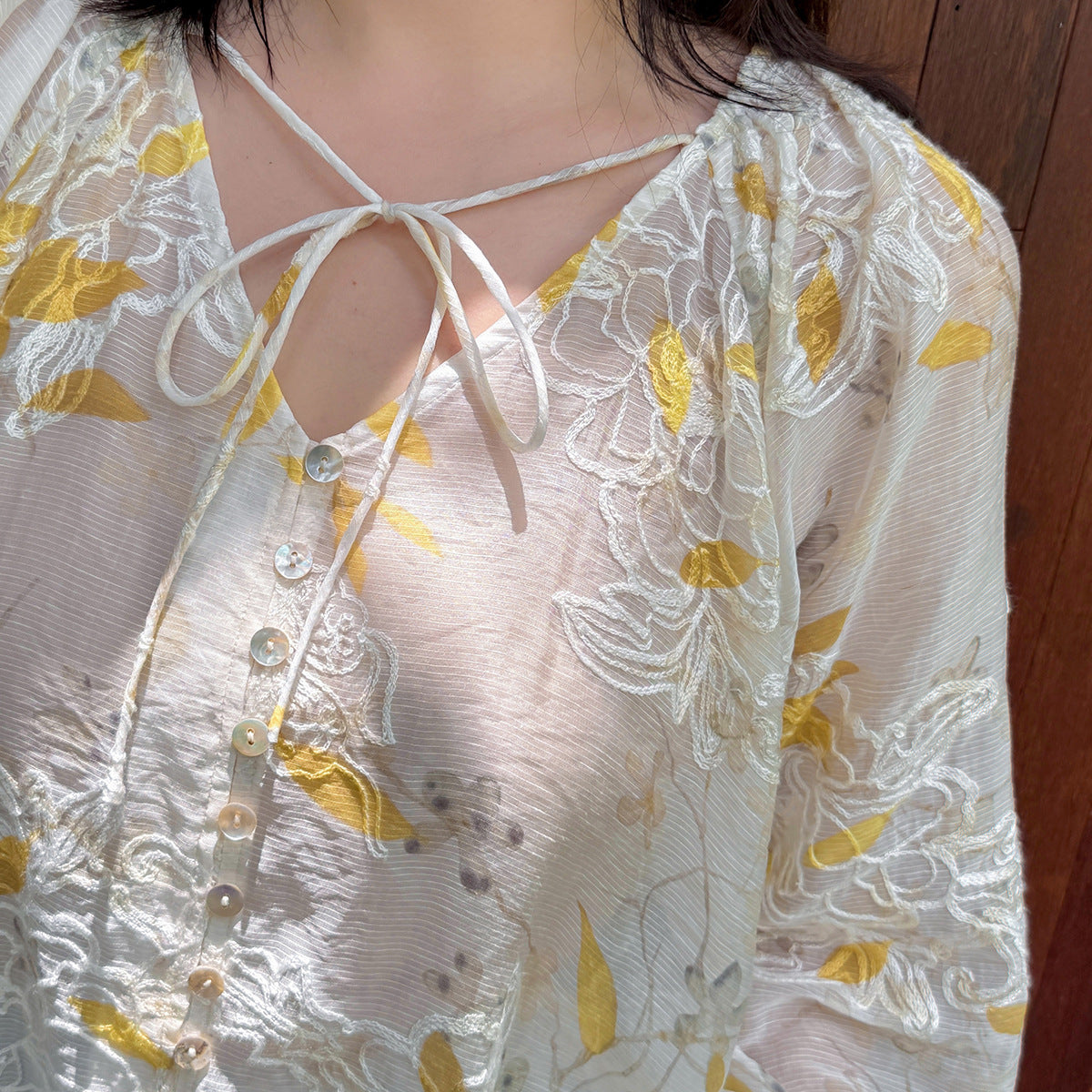大きいサイズ レディース Vネック花柄のジャカード刺繍プリントブラウスシャツ LL 3L 4L 5L