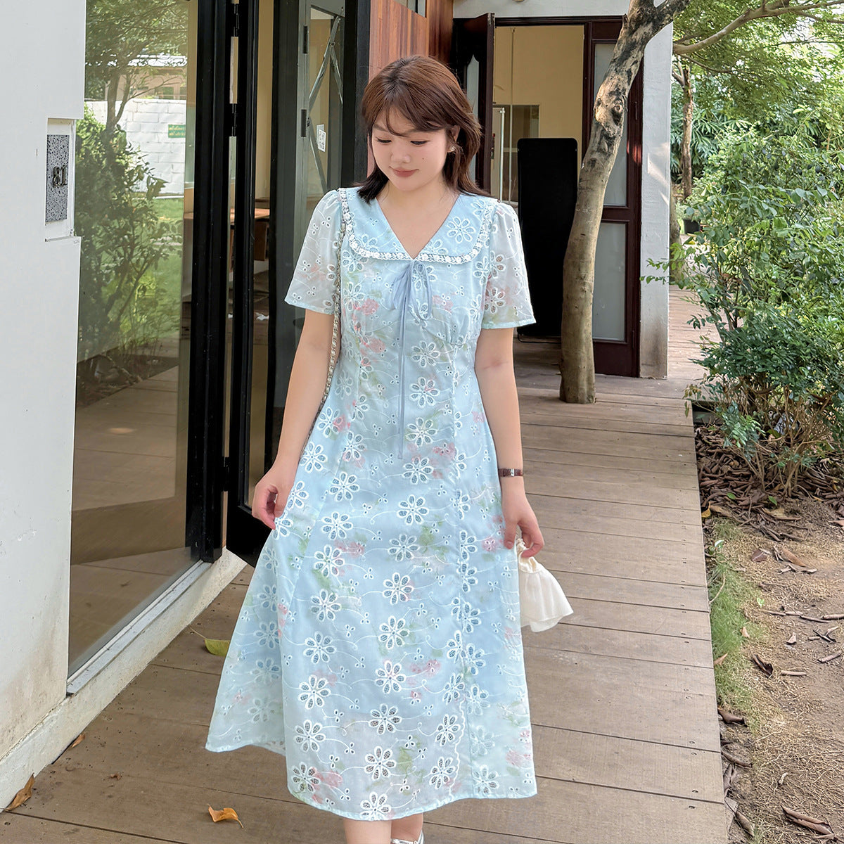 大きいサイズ レディース リボントリムレースラペルフラワー中空刺繍プリントワンピース LL 3L 4L 5L