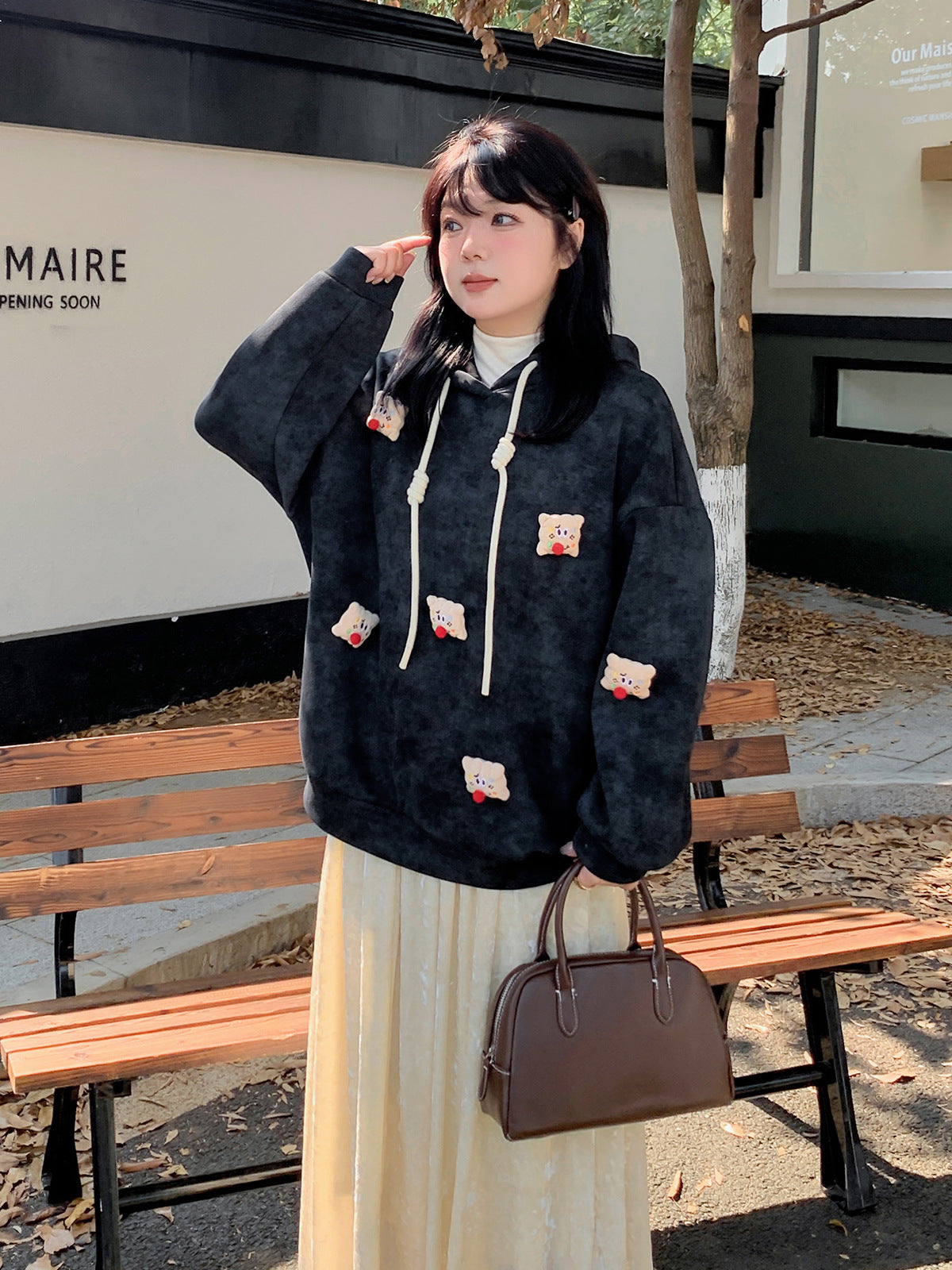 大きいサイズ レディース マスコット付きベルベットスウェットパーカー LL 3L 4L 5L