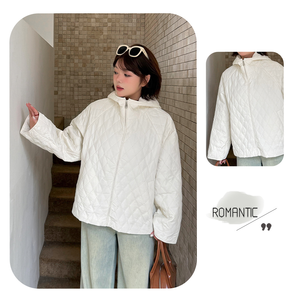 大きいサイズ レディース 軽量フード付きラメクロスステッチキルティングジャケット 3L 4L 5L