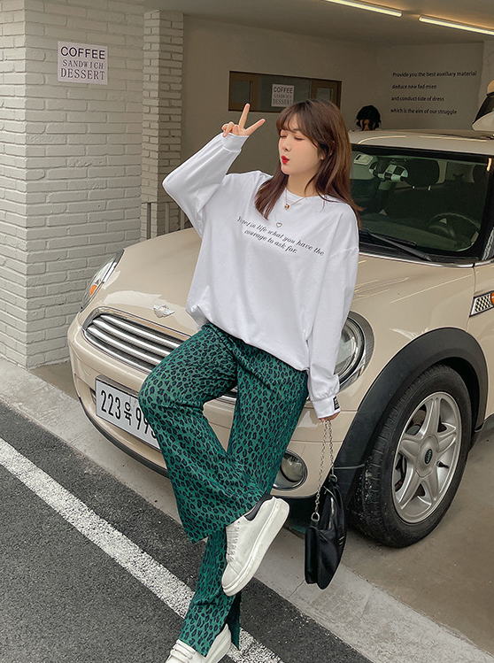 大きいサイズ レディース ハートチャームラウンドネックプリント長袖スウェットTシャツ LL 3L 4L 5L