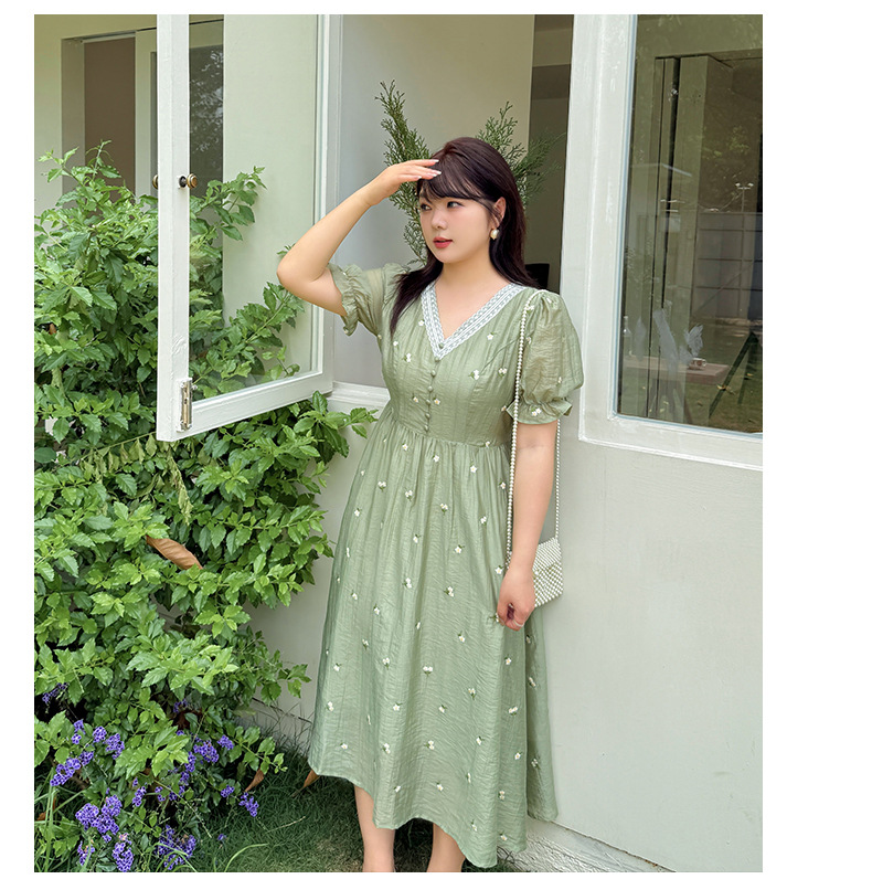 大きいサイズ レディース レースVネックフラワー刺繍ワンピース LL 3L 4L 5L