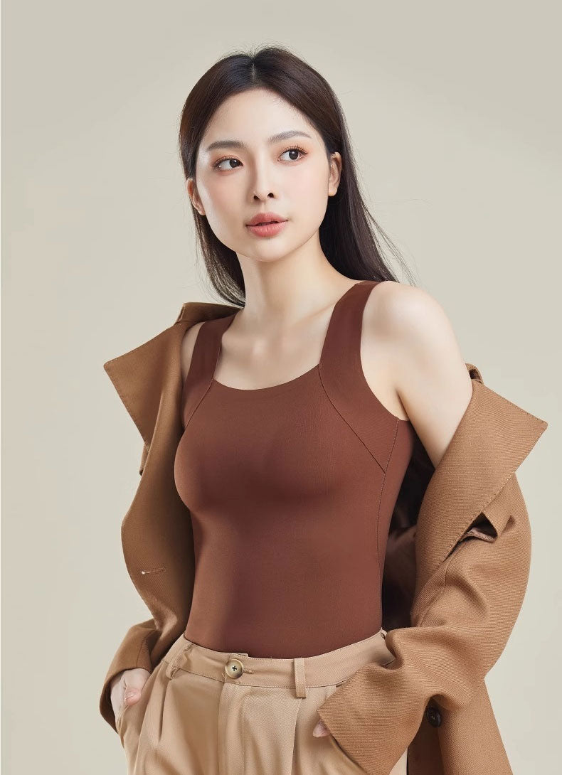 大きいサイズ レディース カップ付きワイドショルダーシームレスタンクトップ M L LL