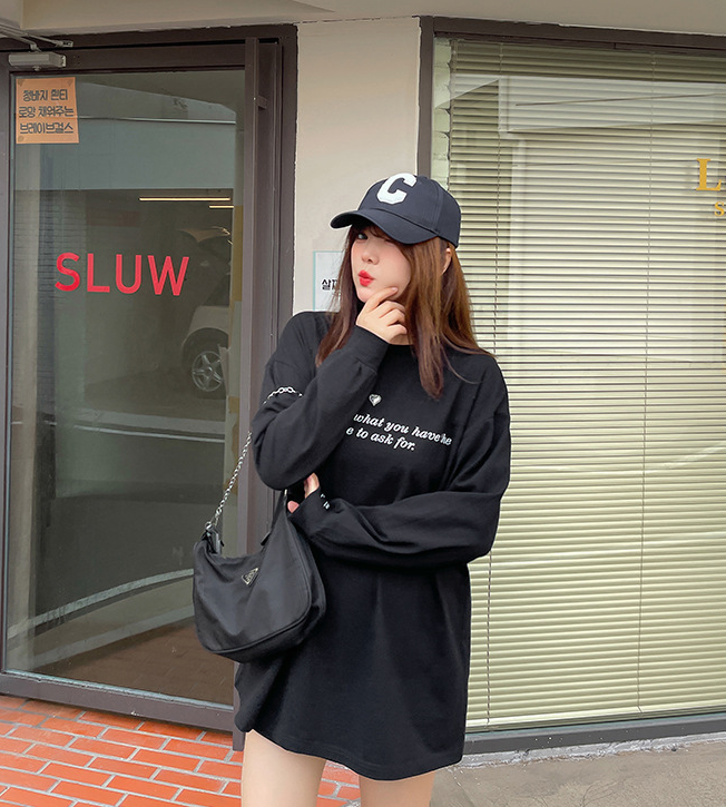 大きいサイズ レディース ハートチャームラウンドネックプリント長袖スウェットTシャツ LL 3L 4L 5L