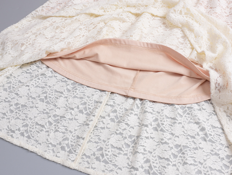 大きいサイズ レディース Vネックビーズボタン花柄レースワンピース LL 3L 4L 5L