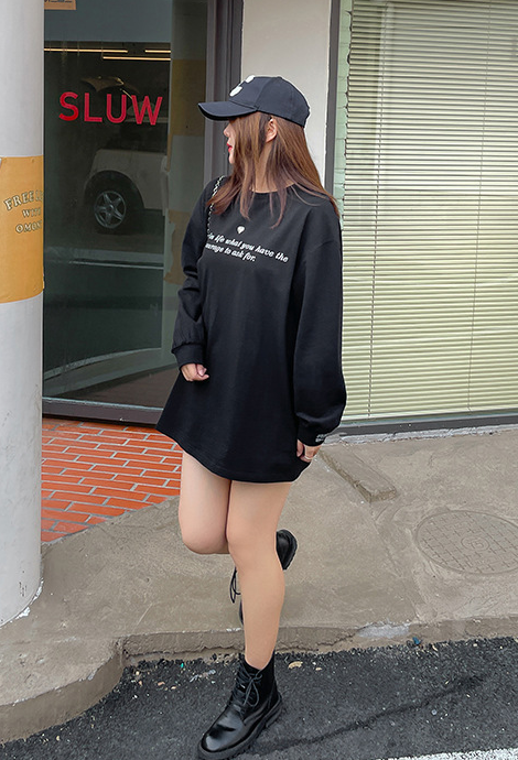 大きいサイズ レディース ハートチャームラウンドネックプリント長袖スウェットTシャツ LL 3L 4L 5L