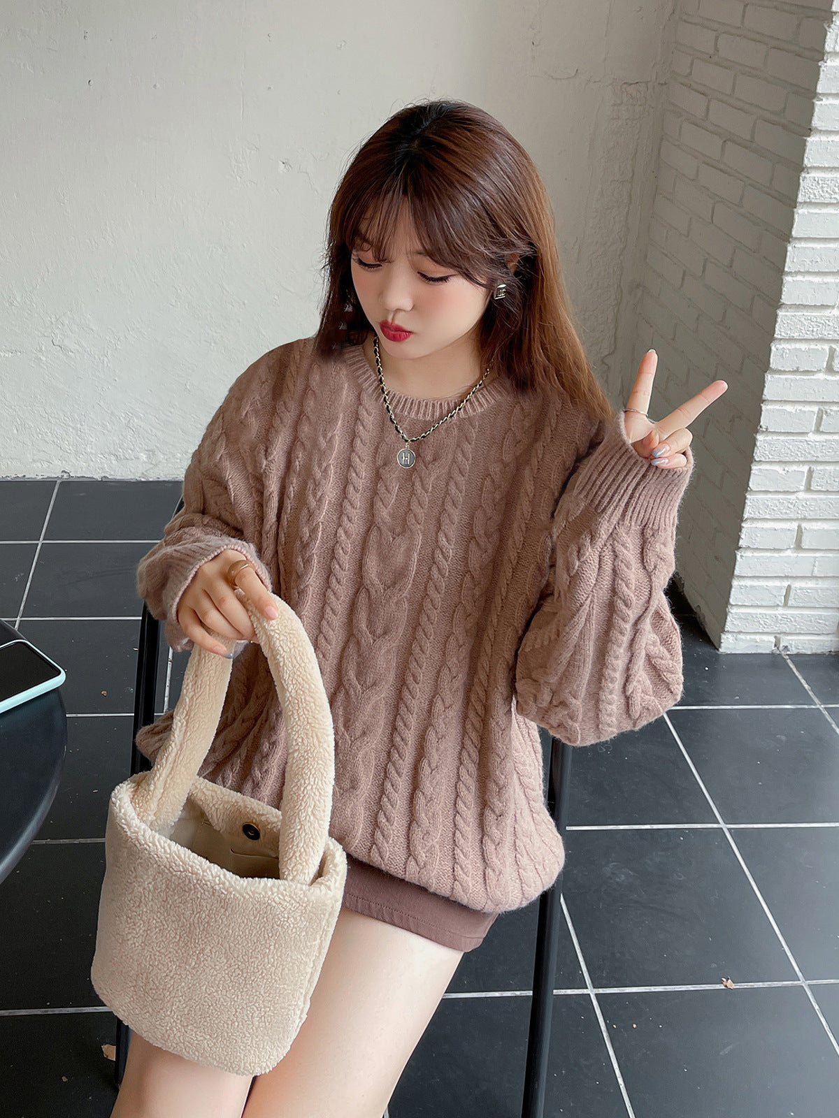 大きいサイズ レディース ラウンドネックケーブル編みカレッジスタイルセーター LL 3L 4L