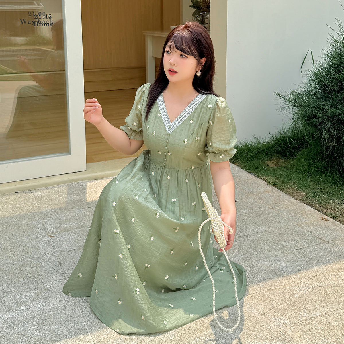 大きいサイズ レディース レースVネックフラワー刺繍ワンピース LL 3L 4L 5L