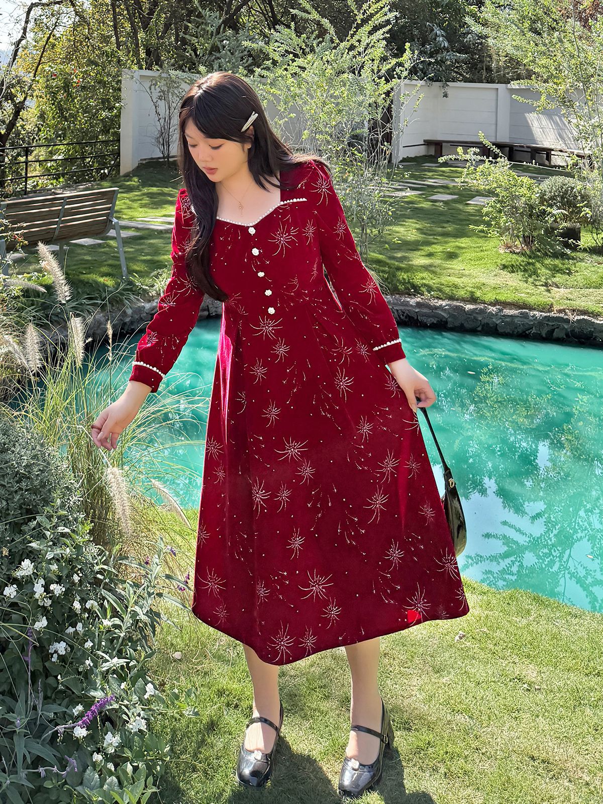 大きいサイズ レディース ビーズ花火柄ベルベットフレンチワンピース LL 3L 4L 5L