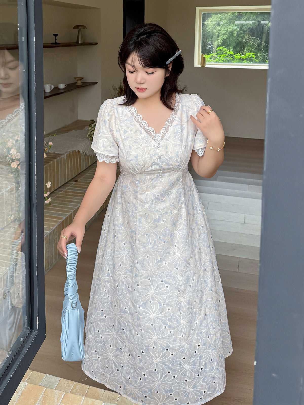 大きいサイズ レディース フラワーレース刺繍Vネックワンピース LL 3L 4L 5L